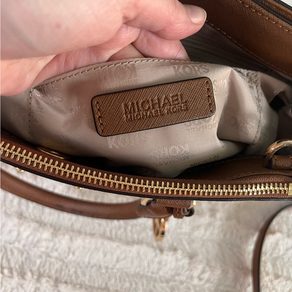 Michael Kors Sutton Satchel Saffiano Leather Brown NWOT - Picture 10 of 15
